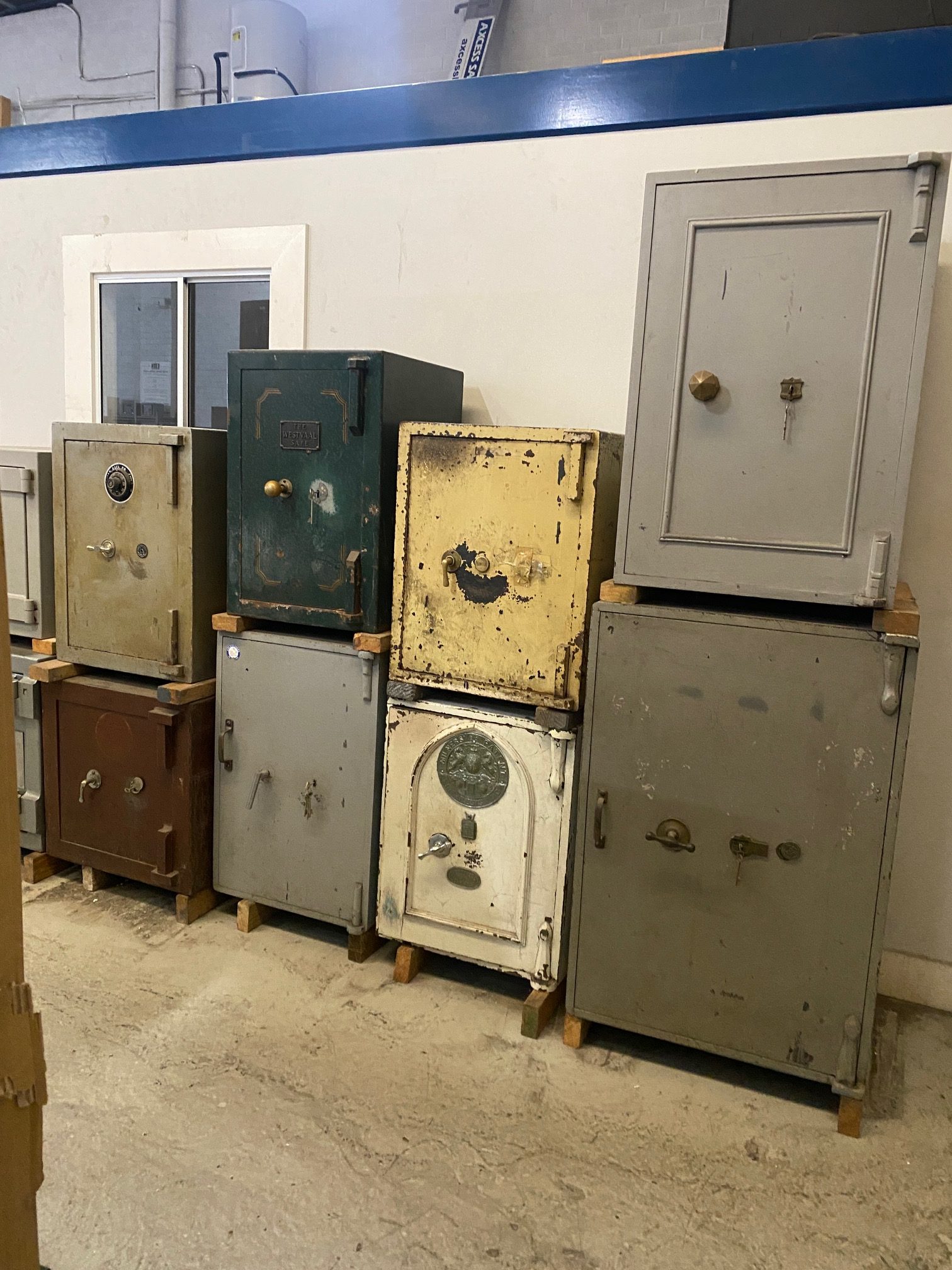 Antique Vintage safes Sydney - Used Safes